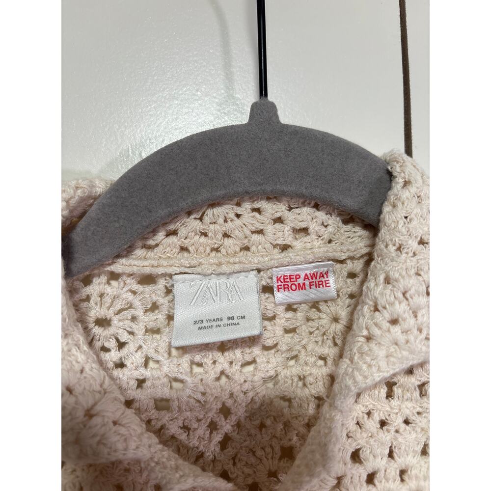 ZARA Girls Crochet Button Down Shirt Size 2/3 Years - Picture 3 of 6